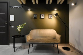 FAB & HOMEY STUDIO - Queen Elizabeth Street